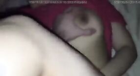 Desi Freundin bekommt ihre Nasse Muschi Nach heißem Sex mit ihrem Freund mit Sperma gefüllt 0 min 50 s
