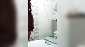 Swati Naidoos Nackt-Selfie im Badezimmer während der Schwangerschaft 0 min 0 s