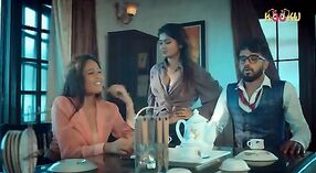 Горячие Индийские секс-фильмы с участием нерейтинговых девушек SX 17 минута 40 сек