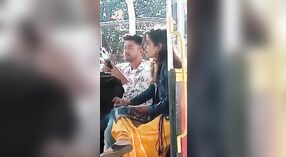 Indisches Sexvideo im Park mit voyeuristischer Aktion 0 min 0 s