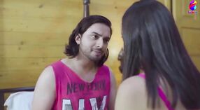 HD BF Video: Heißer Sexfilm mit Hindi-Ballons 2 min 40 s