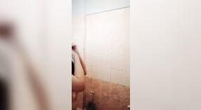 Desi Bhabhi's nudo bagno tempo video captures lei sensuale stripping 3 min 40 sec