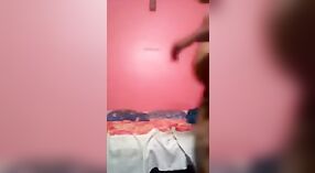 Vraie vidéo de sexe de la rencontre en ligne d'un homme bangladais 0 minute 50 sec