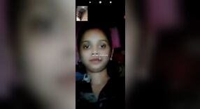 Sonali Das ' solo video call is een must-watch 0 min 0 sec