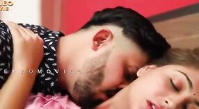 Film seks India yang menampilkan chemistry yang intens dan ciuman yang penuh gairah 5 min 50 sec
