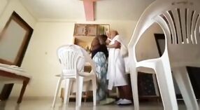 Seksi video arasında bir Pakistanlı kadın Başlarken tended için tarafından ona hemşire 0 dakika 40 saniyelik
