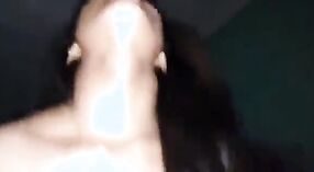 Desi babe Bethuadahari krijgt haar strakke lul uitgerekt 1 min 00 sec