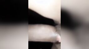 كبيرة الصدر العمة يحصل مارس الجنس من قبل شاب في إغرائي الفيديو 1 دقيقة 00 ثانية