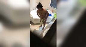 Seksi Video arasında bir gizli Kamera Captured at bir Hint resort 5 dakika 50 saniyelik