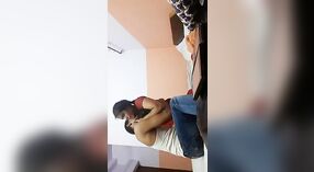 La cinta de sexo amateur de Bhabha y Dewar seguramente complacerá 0 mín. 30 sec