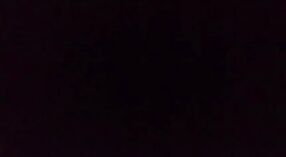இந்த சூடான ஆபாச வீடியோவில் இந்திய குழந்தை தனது புண்டையை துடிக்கிறது 0 நிமிடம் 0 நொடி