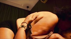 HD-Sexvideo Mit dem begierigen indischen Freund im Liebesglück 9 min 50 s