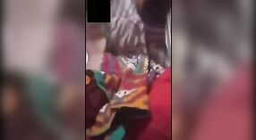 Сольное выступление тети Дайхари со своим любовником на секс-видео в прямом эфире 2 минута 00 сек