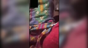 ダイハリおばさんの恋人とのライブセックスビデオでのソロパフォーマンス 2 分 40 秒