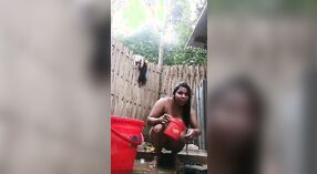 Desi MMC's outdoor bath time with a hot Indian aunt 1 min 40 sec