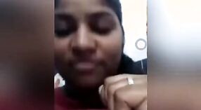 Indian babe fingers herself to orgasm 3 min 30 sec