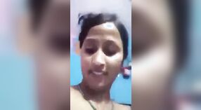 Сольное обнаженное видео Нанги Бхабхи обязательно доставит вам удовольствие 2 минута 30 сек