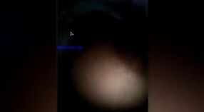 Selfie desnuda de una chica de Dhaka con grandes pechos mostrando sus activos 2 mín. 20 sec