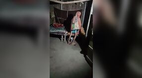 Taboe seks video-van Sasur Bahu ' s Zelfgemaakt encounter 0 min 0 sec