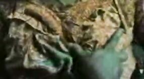 மாமி டைலர் தனது பெரிய மார்பகங்களுடன் சேலம் வில்லாவில் ஒரு நீராவி சதுரங்க காட்சியில் ஈடுபடுகிறார் 0 நிமிடம் 0 நொடி