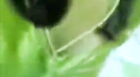 పూల్ లో అత్త యొక్క వేడి మరియు ఆవిరి లైంగిక ఎన్‌కౌంటర్ యొక్క TSSN వీడియో 1 మిన్ 50 సెకను