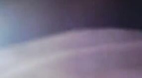 جميلة التاميل الفيديو من القفز ومطاردة سميكة الديك 3 دقيقة 00 ثانية