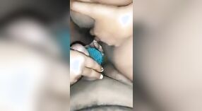 التاميل الفتيات عارية في سوبر الجنس الفيديو مع كبير الثدي و اللسان 3 دقيقة 40 ثانية