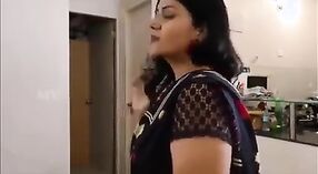 Tante tamoule au gros cul se fait descendre et sale dans cette vidéo 4 minute 20 sec