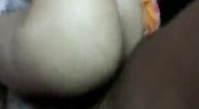 Beautiful tamil aunty gets down and dirty 3 min 00 sec