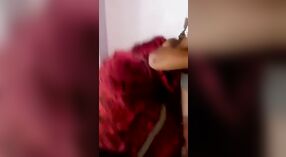 Tamil aunty được fucked Bởi Sri Lanka giáo viên Sir Poole trong video nóng này 5 tối thiểu 40 sn