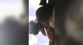 Impresionante video porno tamil con un amigo que le lee a su hermana 0 mín. 0 sec