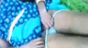 Beautiful tamil sex video of the raising and desecration of the sari Pollachi Villak Antti 1 min 40 sec