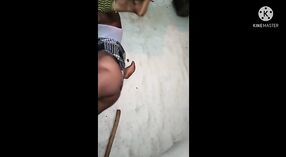인도 섹스 비디오의 여동생에서 텔루구어 마을 1 최소 50 초