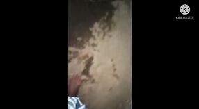 Vidéo de sexe indien d'une sœur cadette dans un village télougou 2 minute 50 sec