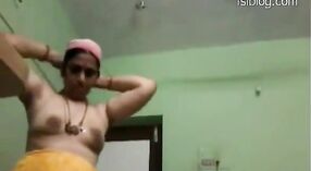 Grote Anti-Nudist Kanchipuram als Druze en theanti-CSSS Video 0 min 30 sec