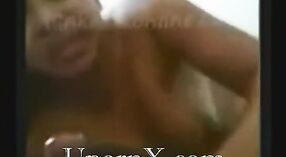Tamil Ciocia nago i zmysłowy sex Oralny w filmie 3 / min 50 sec