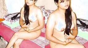 Pubis catur Tamil ditampilake Ing Video Wuda 5 min 40 sec