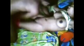 চ্যাস সিলিপসের শুক্রাণু ভরা ভগ পোলাচি দেশের স্তন মোড়কে তৈরি করে 4 মিন 20 সেকেন্ড