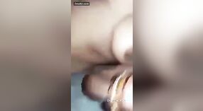 Tamilnadu ciocia sexy wideo oferuje jej gra w szachy 0 / min 0 sec