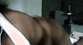 Gadis super seksi dengan payudara besar membuat vaginanya ditumbuk dalam video Tamil 0 min 0 sec