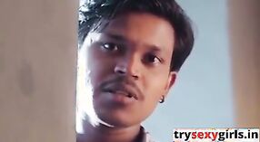 Индийская горничная шалит в этом запретном порно видео 9 минута 20 сек