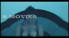 ಚೆಸ್ ಚಿತ್ರದಲ್ಲಿ ರಂಜಿತಾ ತನ್ನ ಸ್ತನಗಳನ್ನು ಹಬೆಯಾಡುವ ದೃಶ್ಯದಲ್ಲಿ ಬಹಿರಂಗಪಡಿಸಿದ್ದಾರೆ 8 ನಿಮಿಷ 40 ಸೆಕೆಂಡು