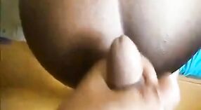 Tamil village aunty ' s steamy seks taśma w a czarny garnitur 4 / min 40 sec