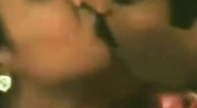 Chaz Moway的泰米尔大胸部在这部性爱电影中得到了应有的关注 4 敏 30 sec