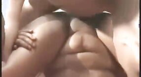 अम्मा मगन के सेक्स वीडियो: धूप और उसके किशोर लड़के 7 मिन 40 एसईसी