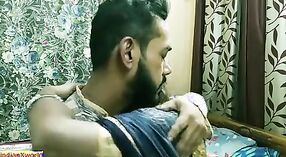 Tamil Kaendahan Kang Sensual Jinis Pemandangan Ing Video Mudo 4 min 50 sec