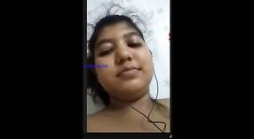 तमिल लड़कियों के साथ बड़े स्तन में गर्म अश्लील वीडियो 5 मिन 40 एसईसी