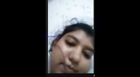 Tamil bocah-bocah wadon karo amba susu ing panas porno video 7 min 00 sec