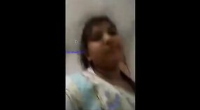 Tamil meninas com Peitos grandes em vídeo pornô quente 0 minuto 0 SEC