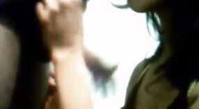 구달루 데시의 타밀어 섹스 스캔들과 함께 뜨거운 비디오를 갖춘 피어싱과 겸 2 최소 30 초